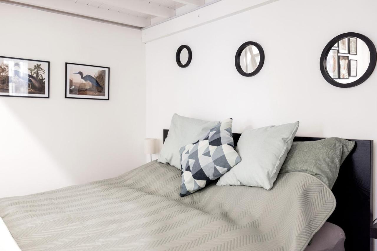 Charming Downtown Hideaway Steps From New York Cafe! Daire Budapeşte Dış mekan fotoğraf